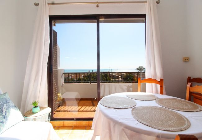  in Sagunto - Apartment with views on the beach of Almardá