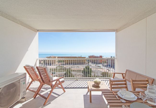  in Canet d´en berenguer - Global Properties: Modern apartment with terrace and sea views